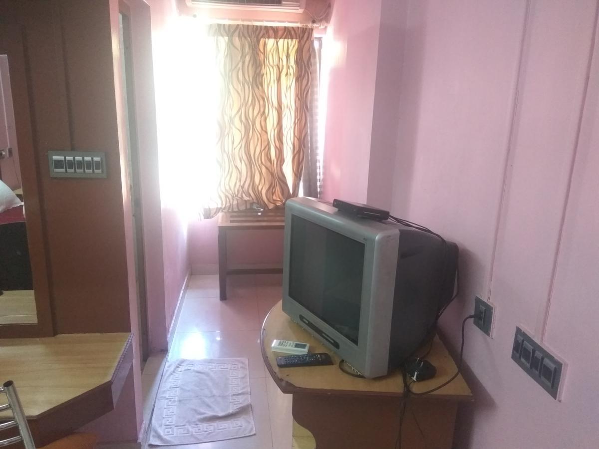 Ettumanoor Hotel Malika Residency מראה חיצוני תמונה