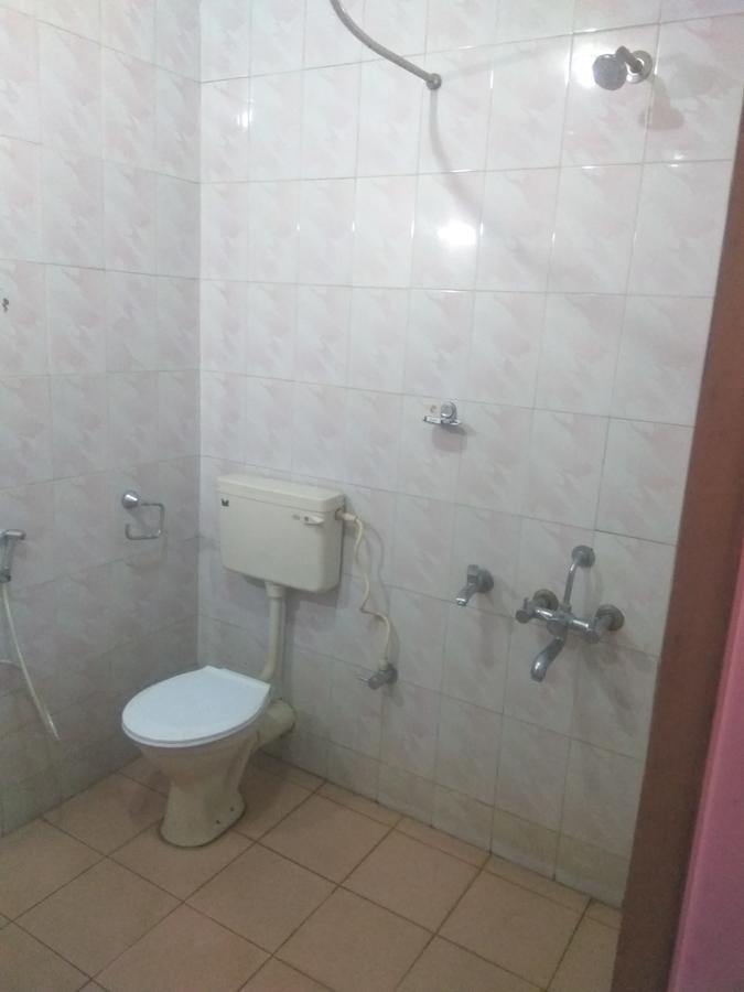 Ettumanoor Hotel Malika Residency מראה חיצוני תמונה