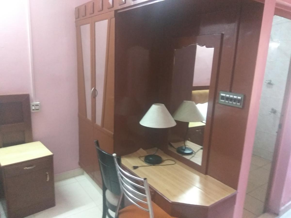 Ettumanoor Hotel Malika Residency מראה חיצוני תמונה